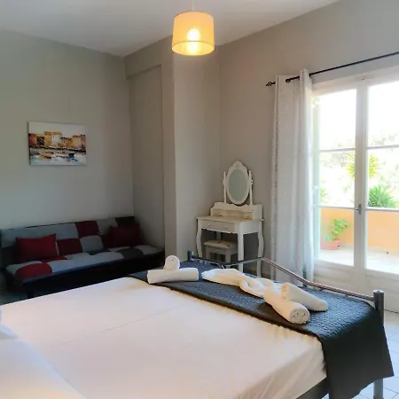 Kostas-ne Corfu With Heated Salt Swimming Pool Villa Agios Spyridon (Corfu)